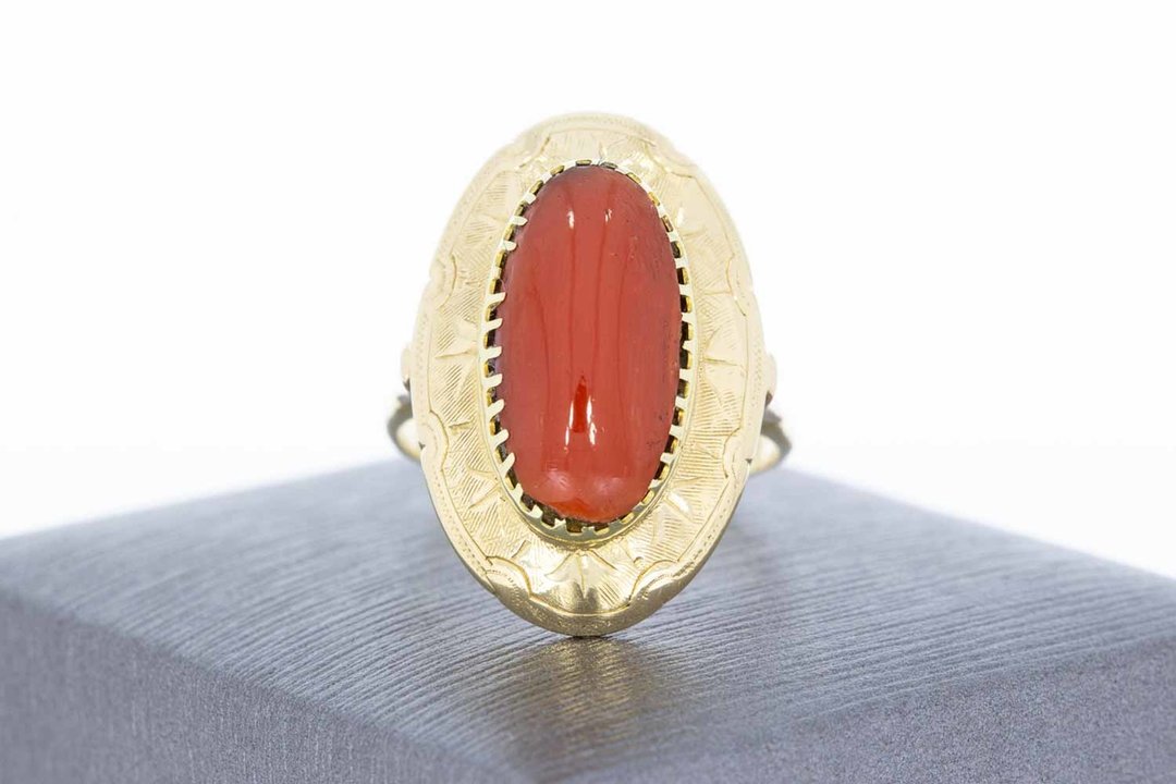 14 Karaat gouden ring gezet met bloedkoraal - 18,5 mm