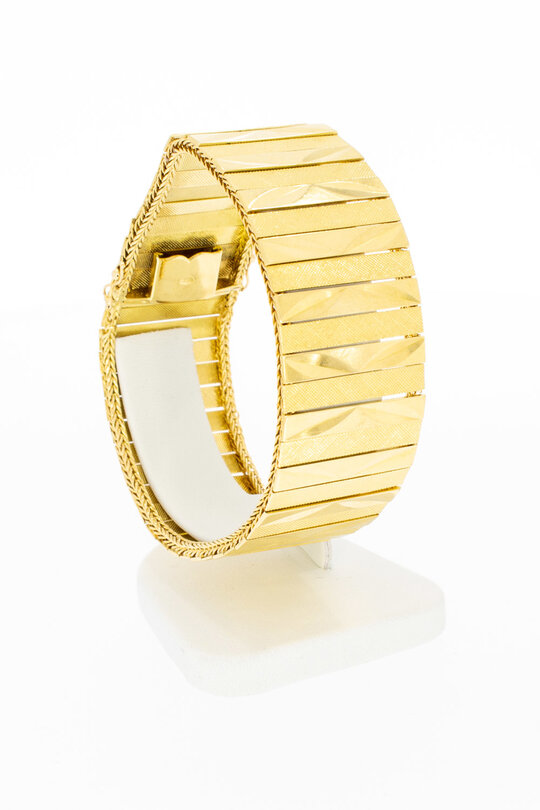 18 karaat brede plaatjes geel gouden armband - 19,5 cm