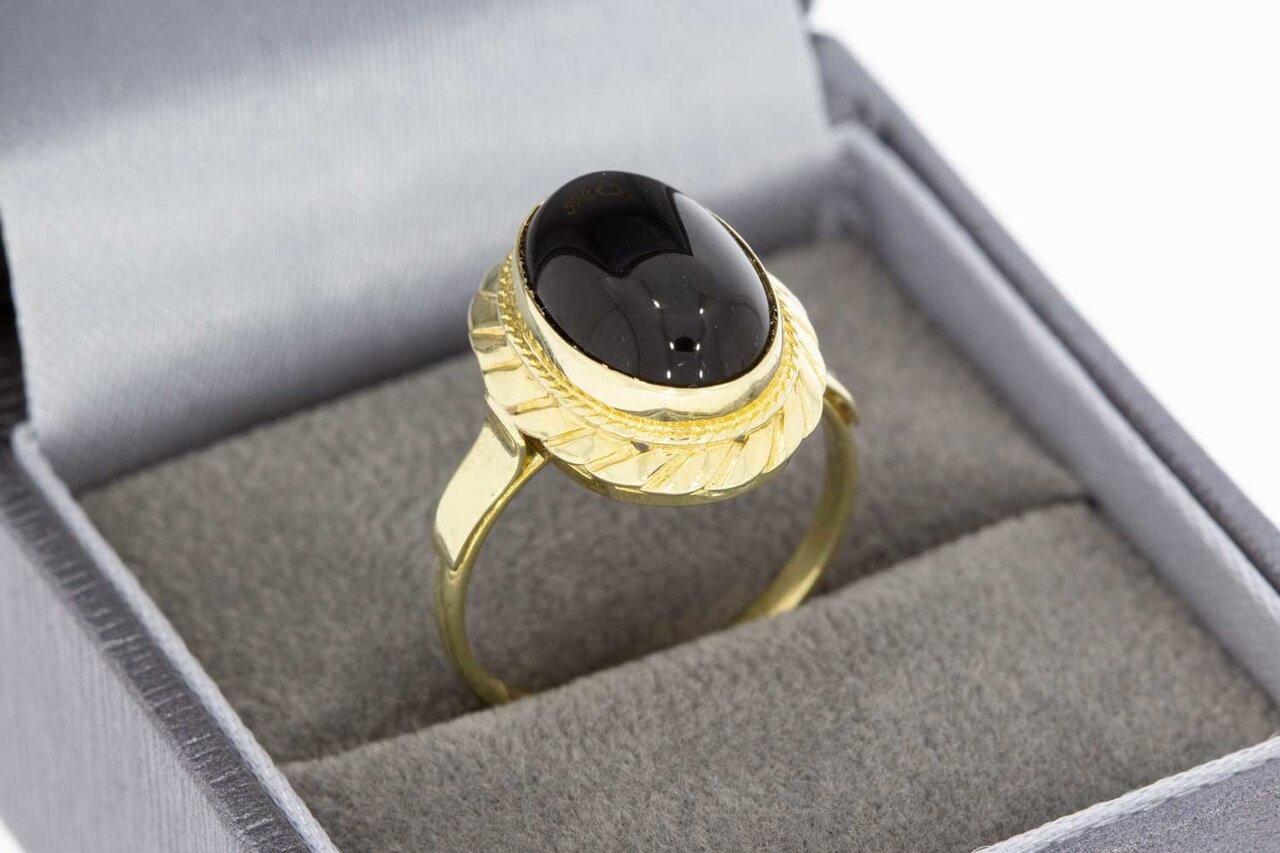 Ovale Vintage Onyx ring 14 Karaat goud - 17,5 mm