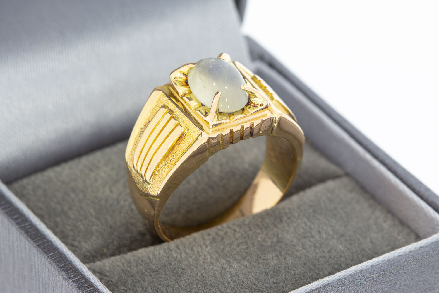 spoel Offer tekort 18 Karaat gouden Statement ring met Maansteen - 18,5 mm