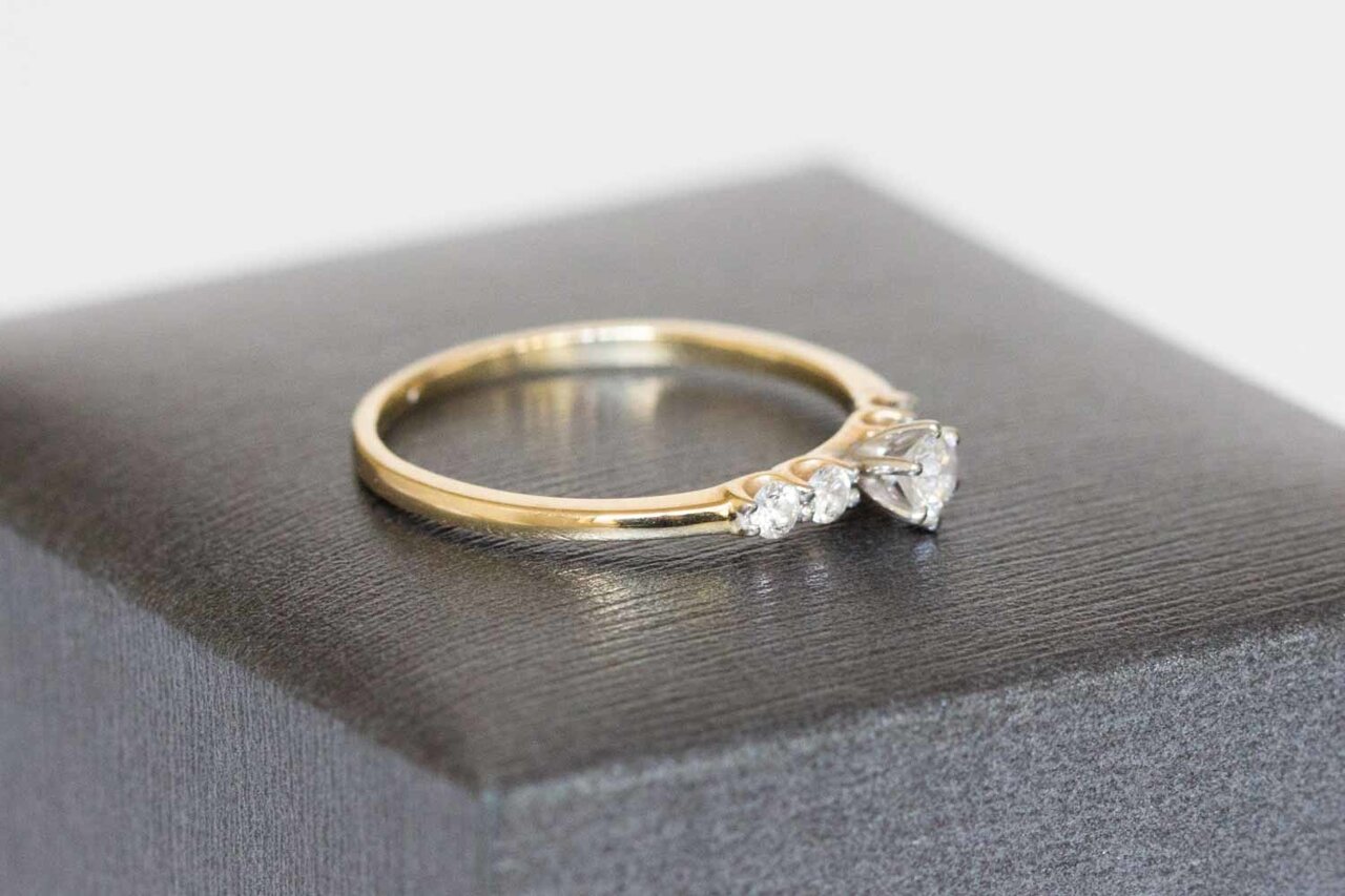 14 Karaat gouden Aanschuifring met Diamant - 16,3
