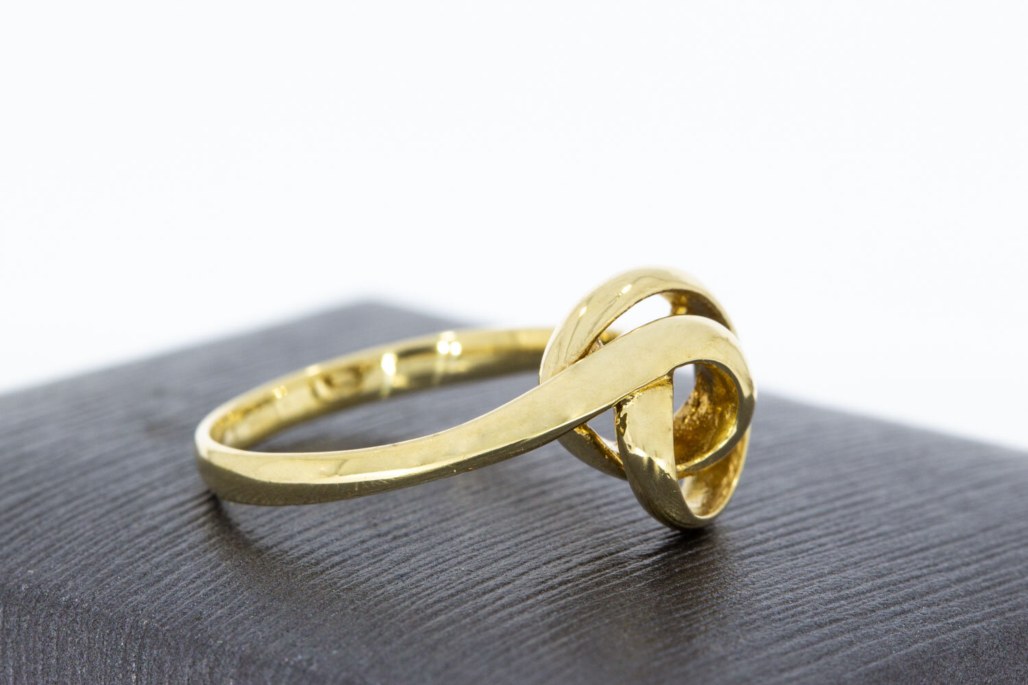 14 karaat Gouden Knoop ring - 17 mm