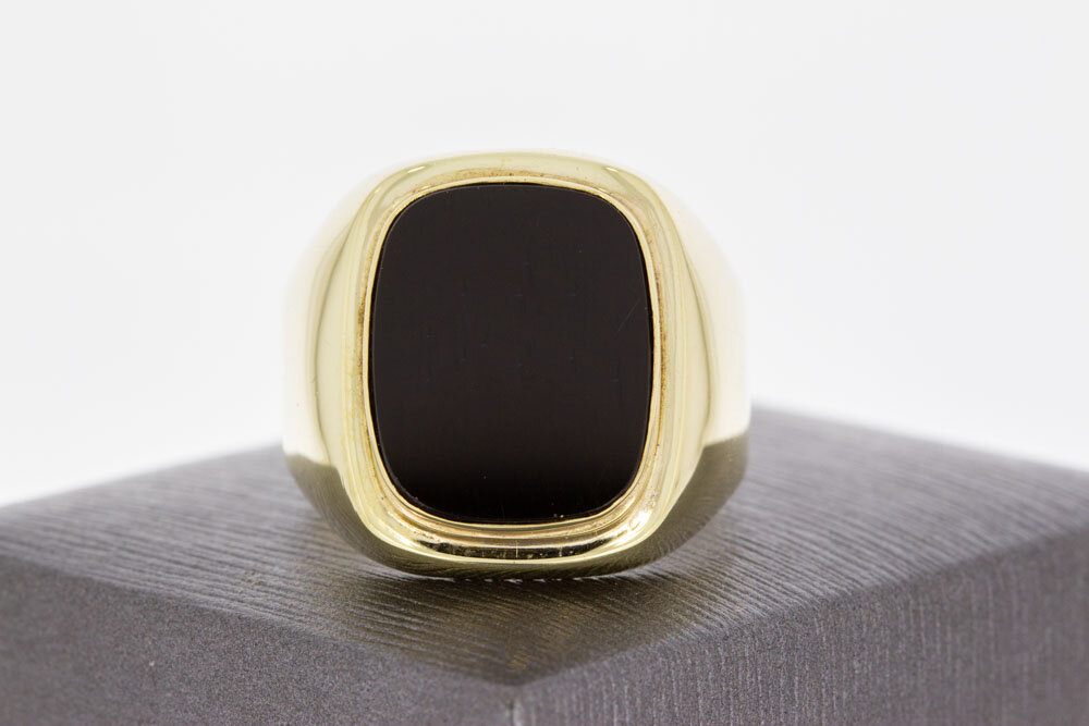 8 Karaat onyx Zegelring - ringmaat 21,7