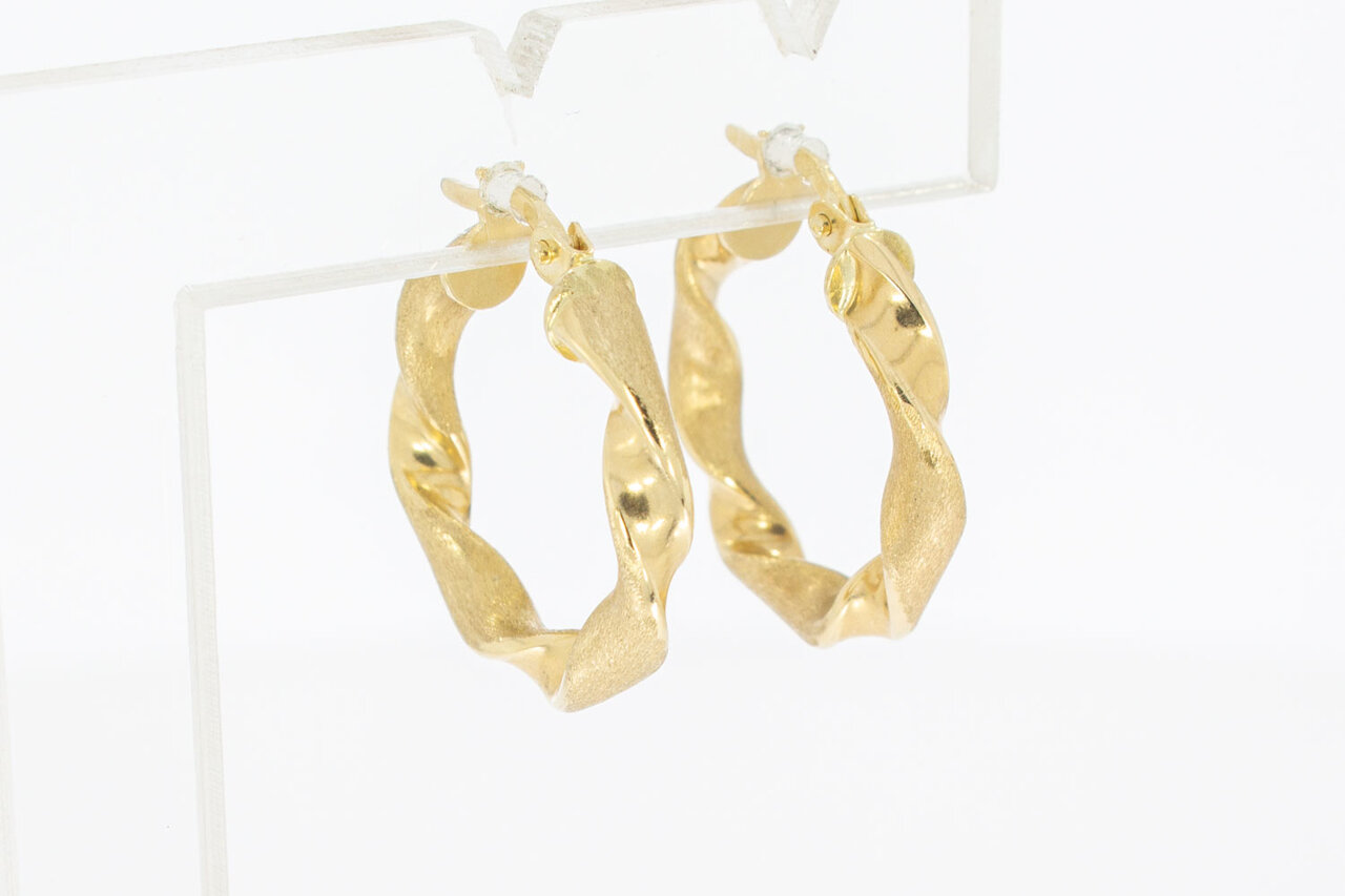 14 Karaat gouden Wokkel Creolen - 2,1 cm