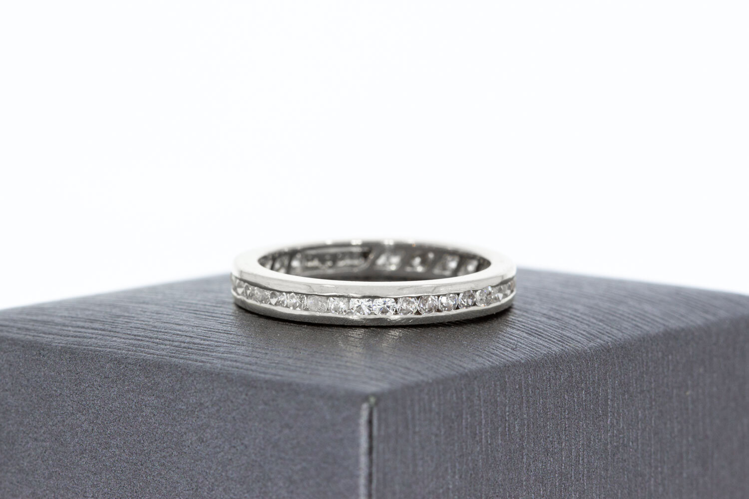 14 Karaat gouden Eternity ring - 17,2 mm