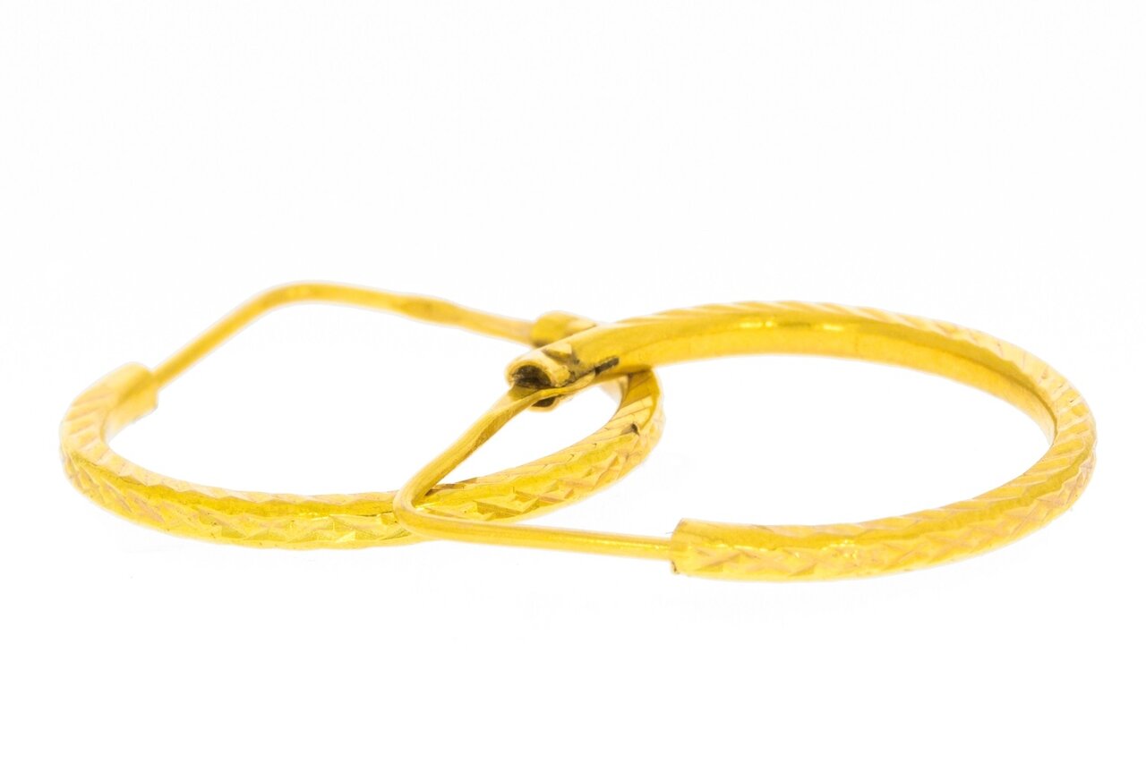 18 karaat geel gouden oorringen - 2,2 cm
