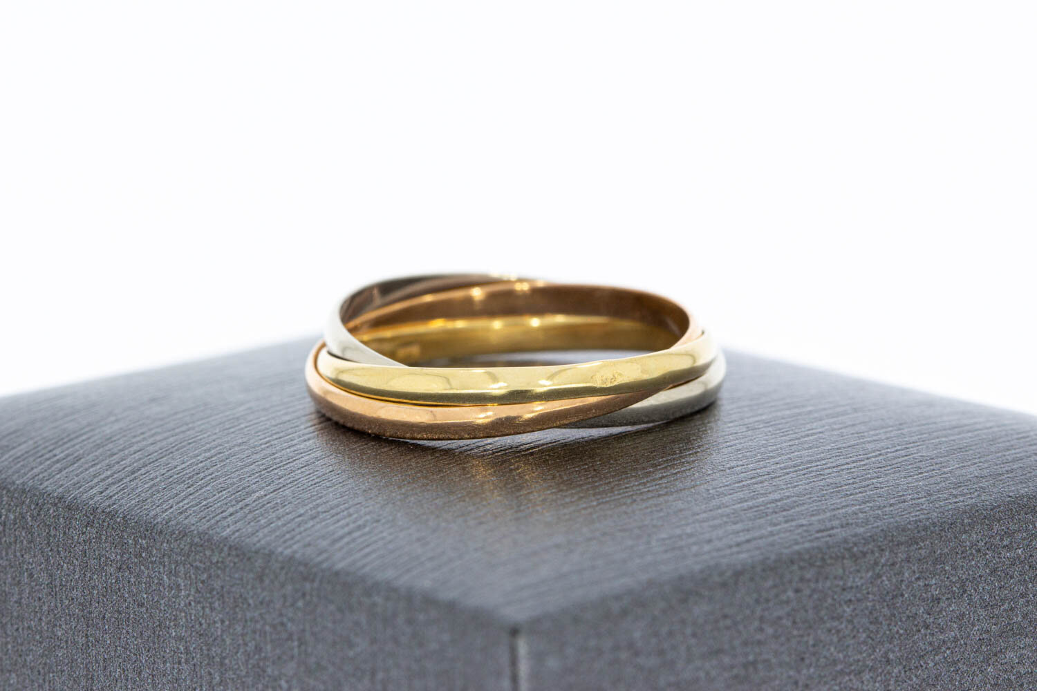 Crossover gouden ring 14 karaat - 18 mm