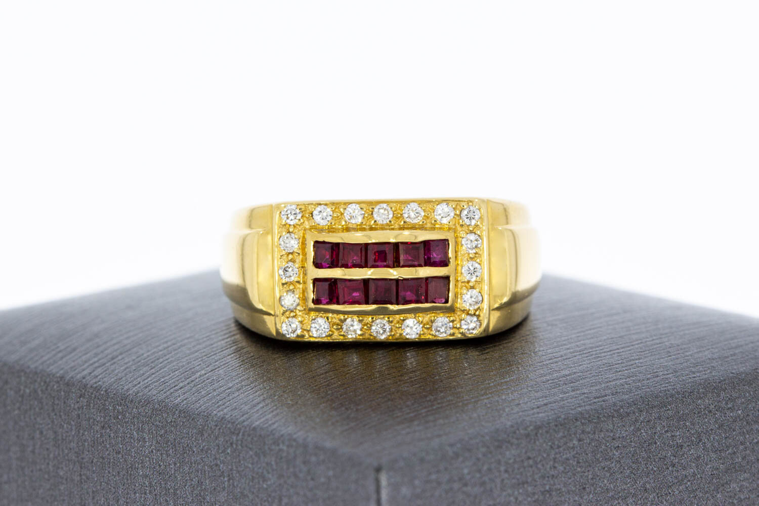 18 Karaat Robijnring met Diamant - 18 mm