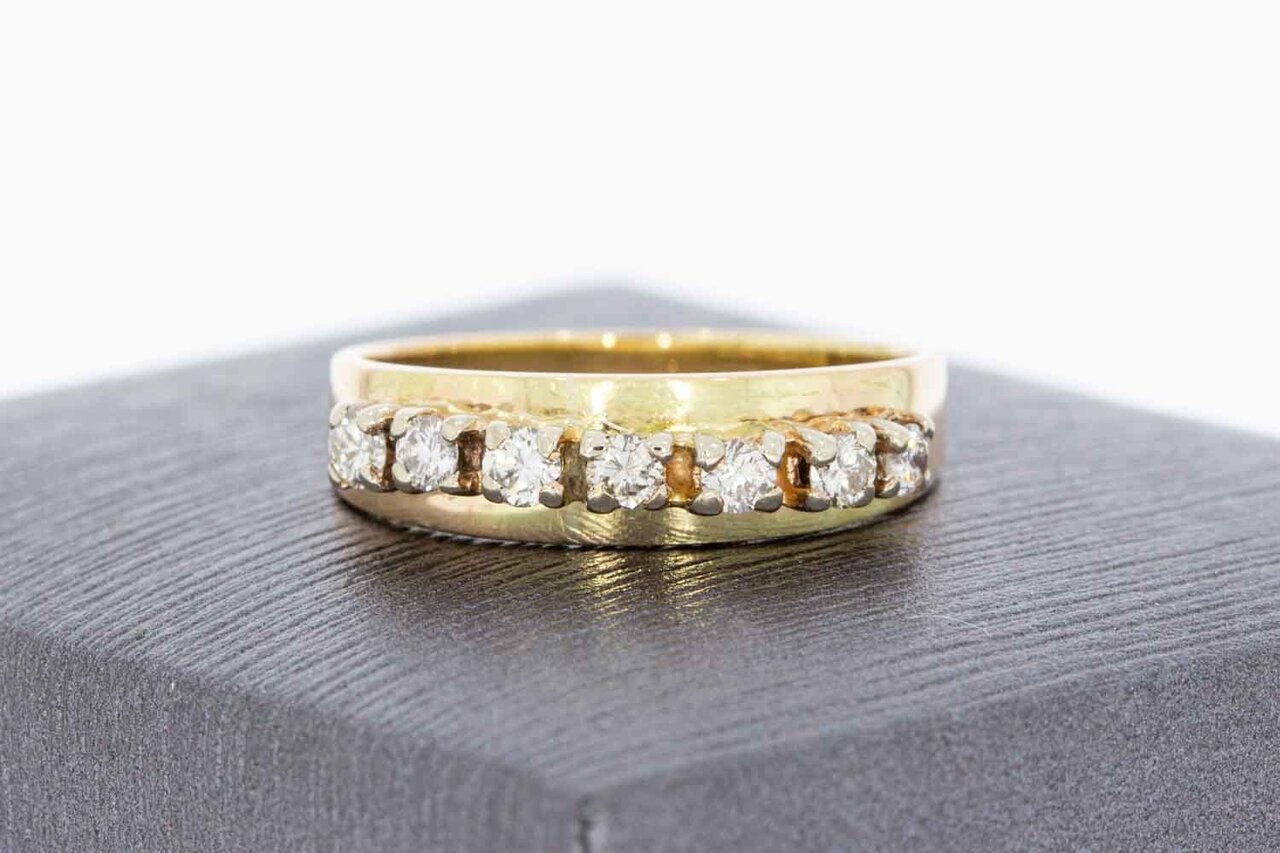 14 Karaat ring met diamantjes - 16,8 mm