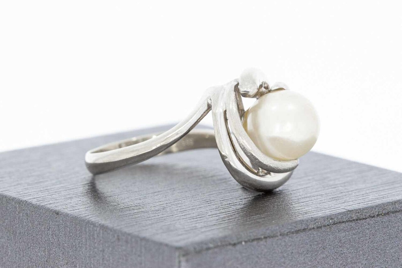 Gouden 14 Karaat Parel ring - 17,9 mm