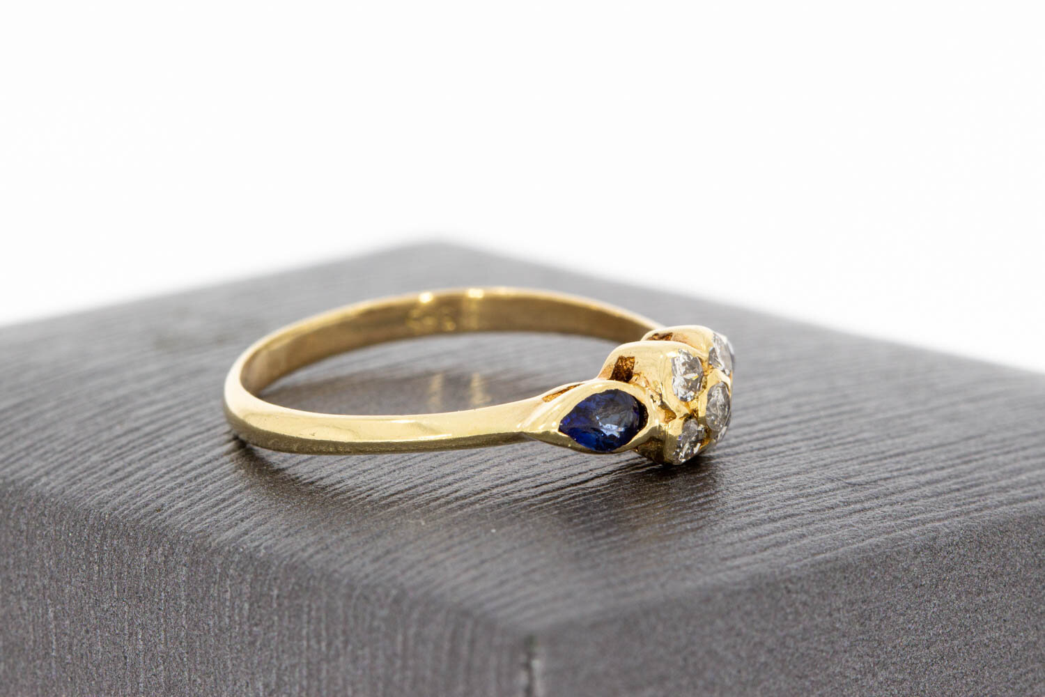 14 karaat gouden edelsteen ring - 17,3 mm
