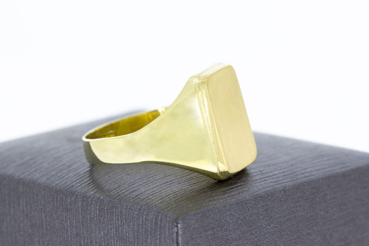 Gouden zegel ring 18 karaat - 20,4 mm