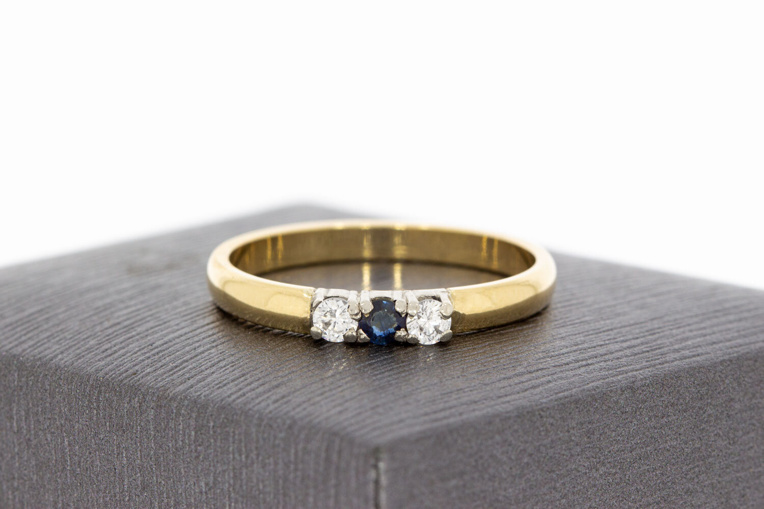 Saffier ring 14 karaat goud - 19,8 mm