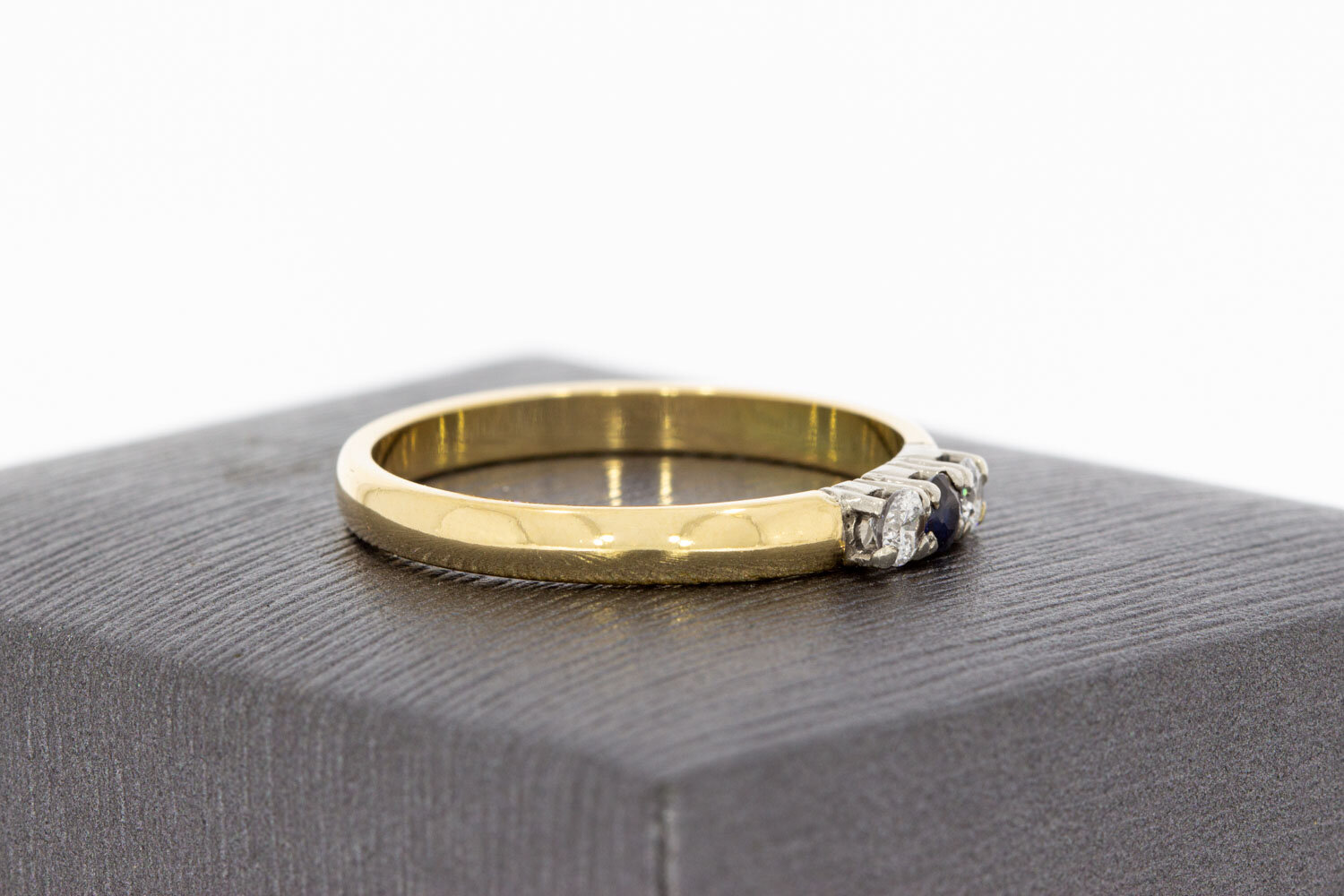 Saffier ring 14 karaat goud - 19,8 mm