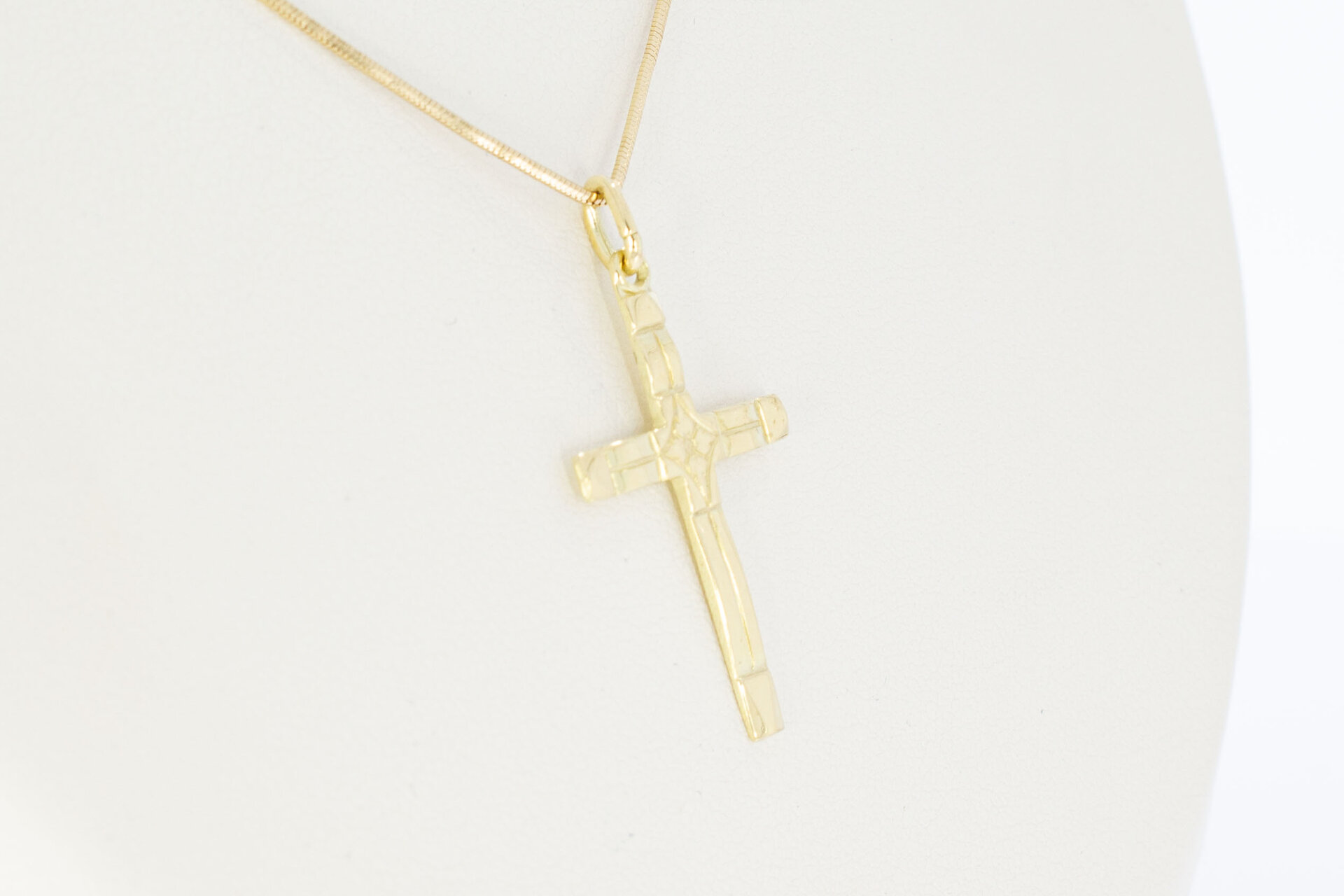 14 karaat kruis ketting hanger - 2,8 cm