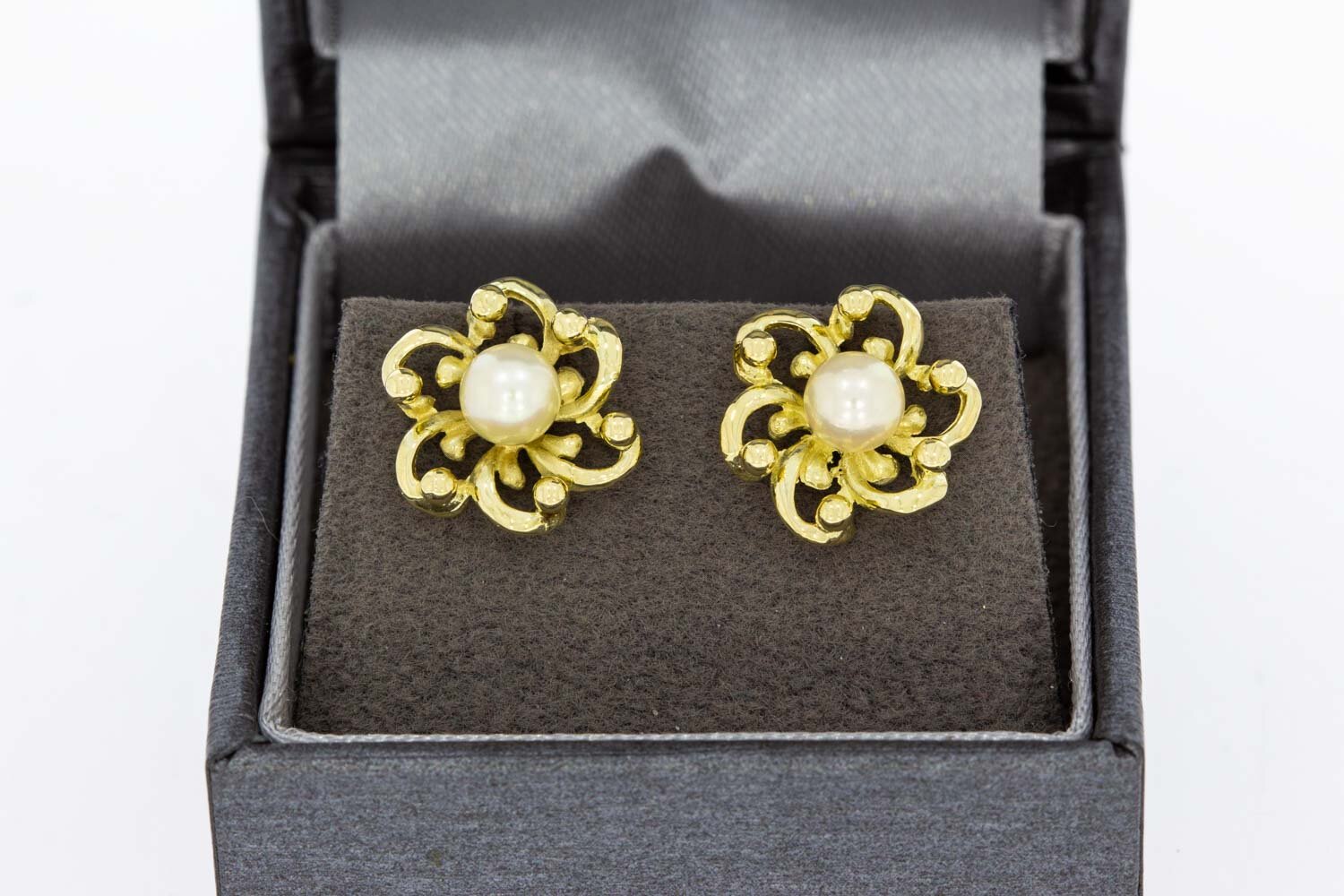 Parel oorknopjes 14 karaat goud - 1,4  cm