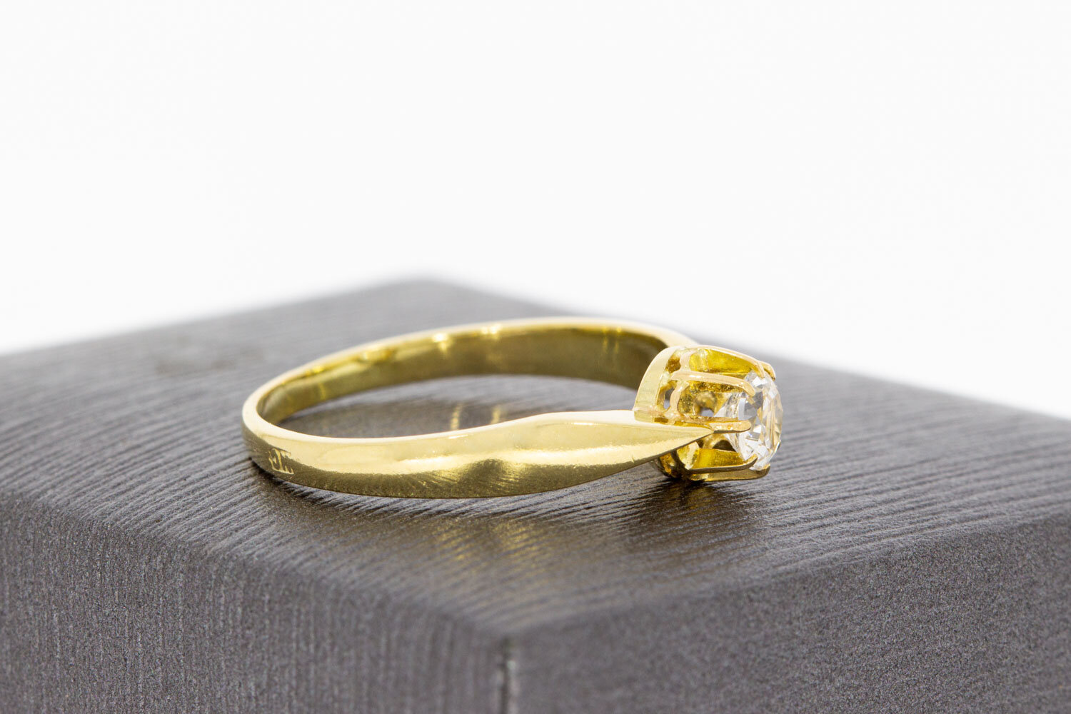 14 karaat gouden vintage ring - 17,2 mm