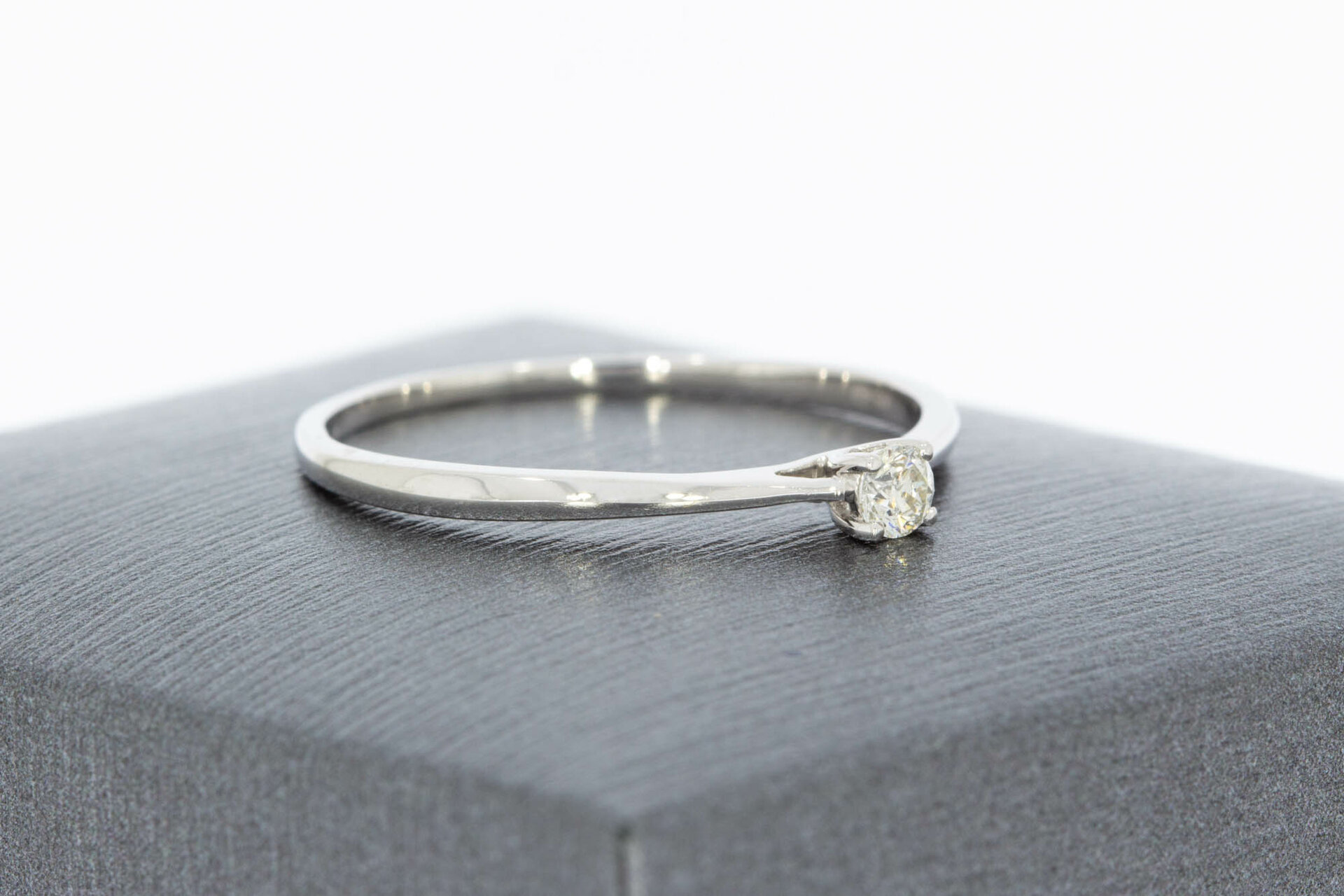 9 karaat Diamant dames ring - 16,5 mm