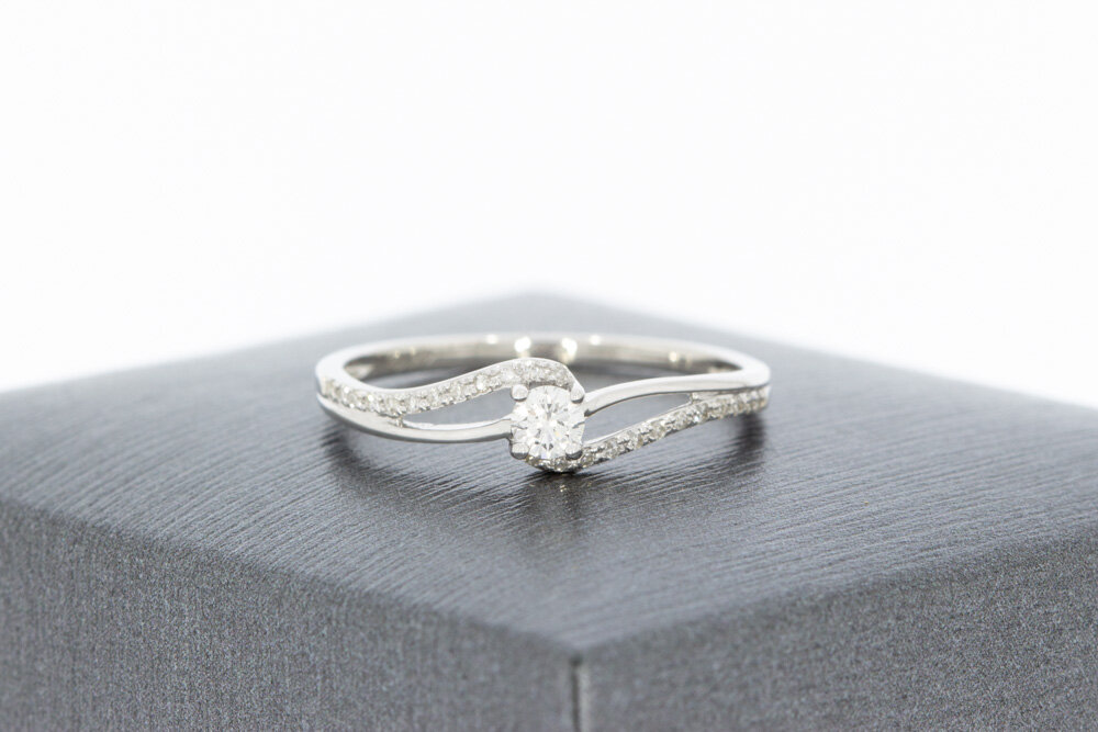 9 karaat Diamant dames ring - 16,5 mm