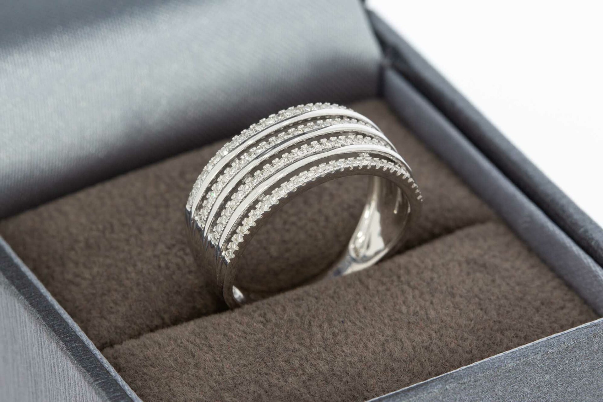 9 karaat (wit) brede damesring - 15,8 mm