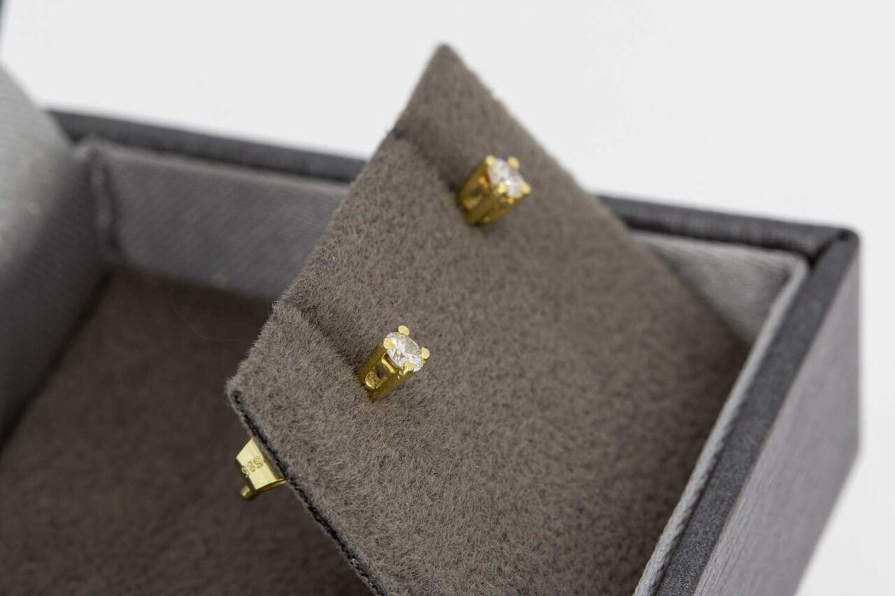 14 Karaat diamant oorknopjes - 0,24 cm
