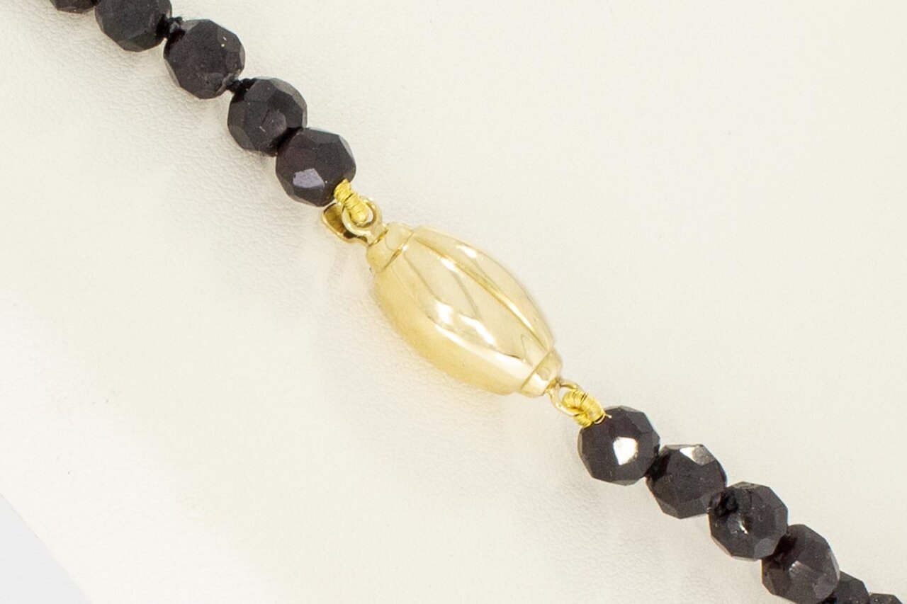 Granaatketting met gouden sluiting - 49 cm