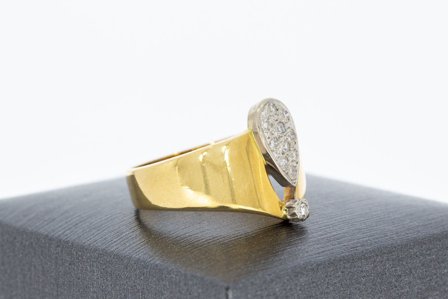 18 Karaat gouden Diamantring - 18,7 mm