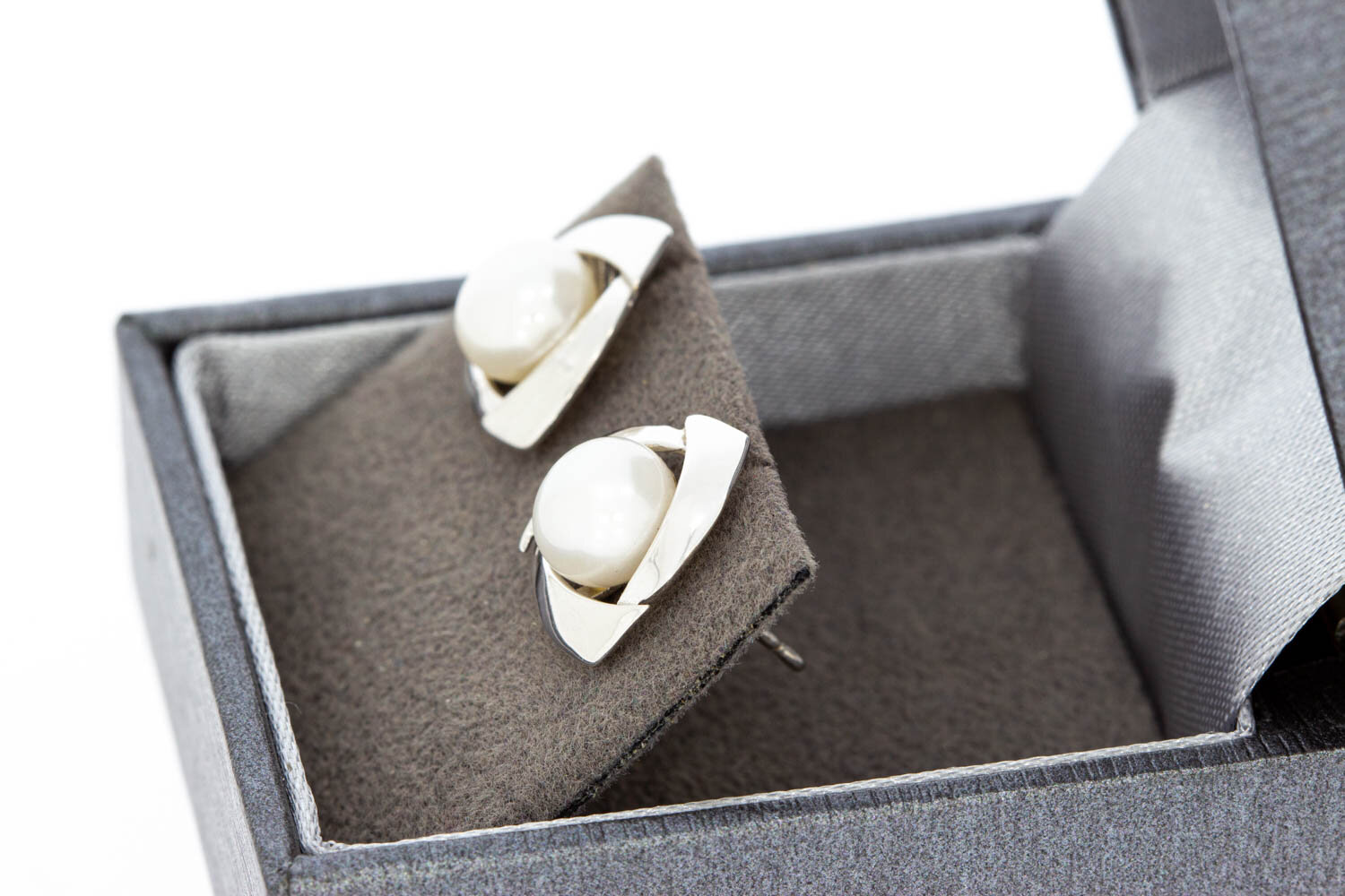 Parel oorknoppen 18 karaat goud - 1,2 cm