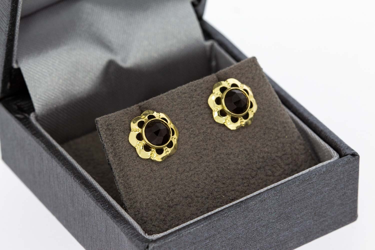 14 karaat goud Granaat oorknopjes - 0,9 cm