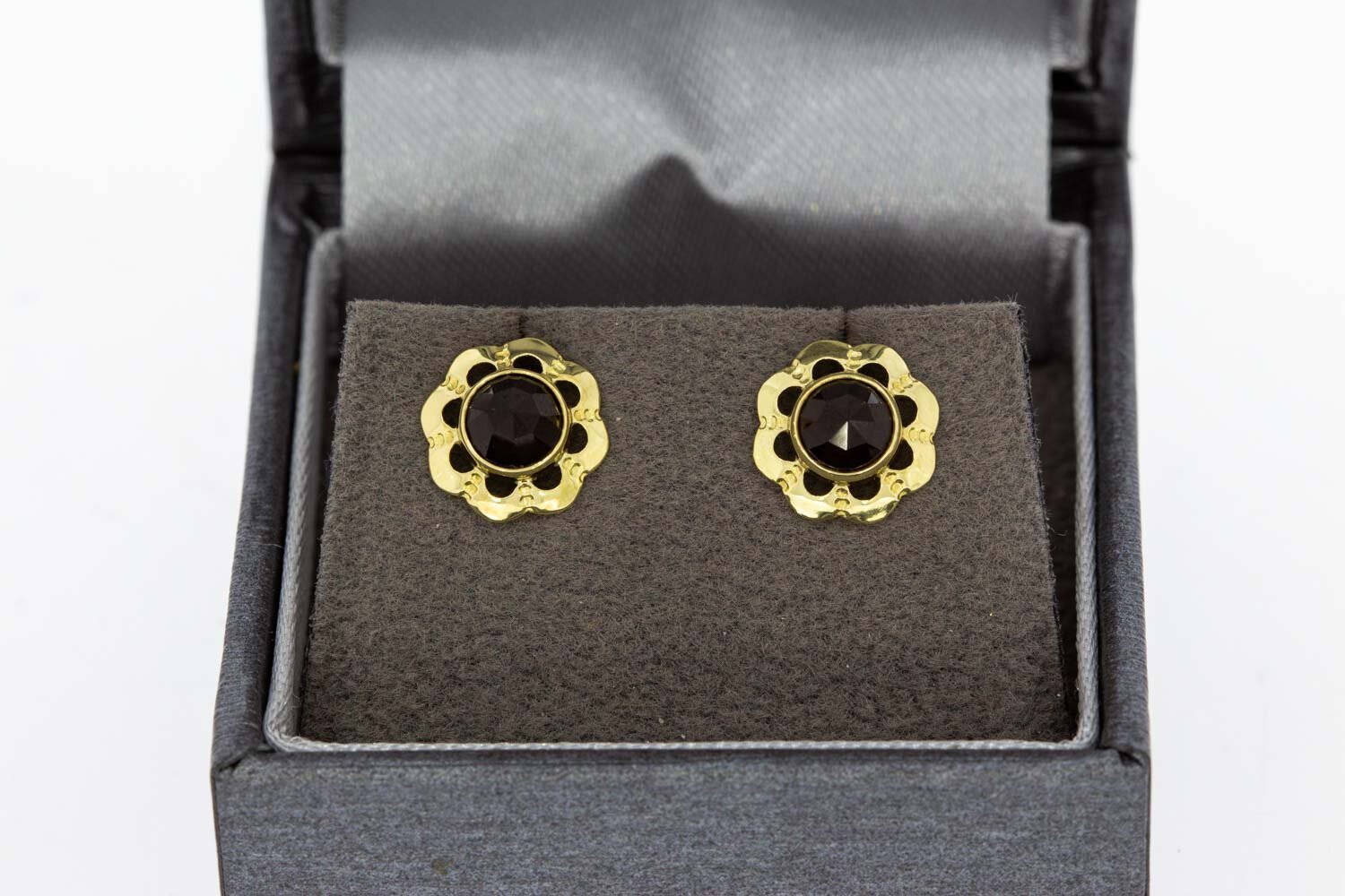 14 karaat goud Granaat oorknopjes - 0,9 cm