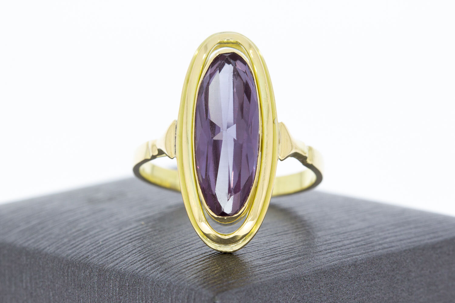 Amethystring 14 karaat goud - 19,8 mm