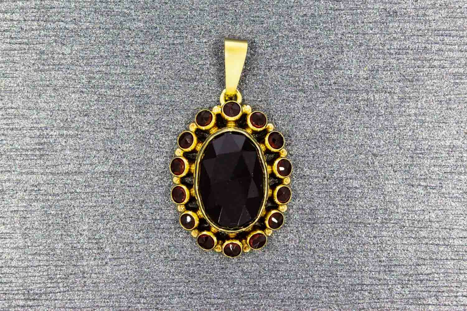 Vintage Granaat hanger 14 karaat goud