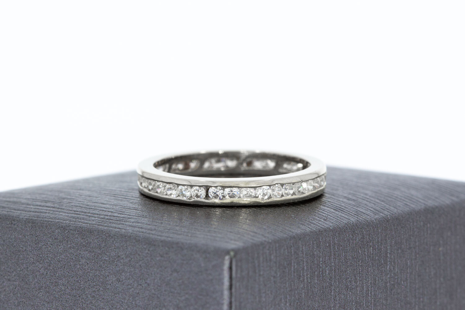 14 Karaat gouden Eternity ring - 17,7 mm