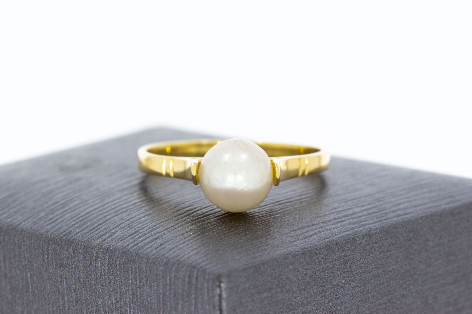 18 Karaat gouden Parel ring  - 18,2 mm