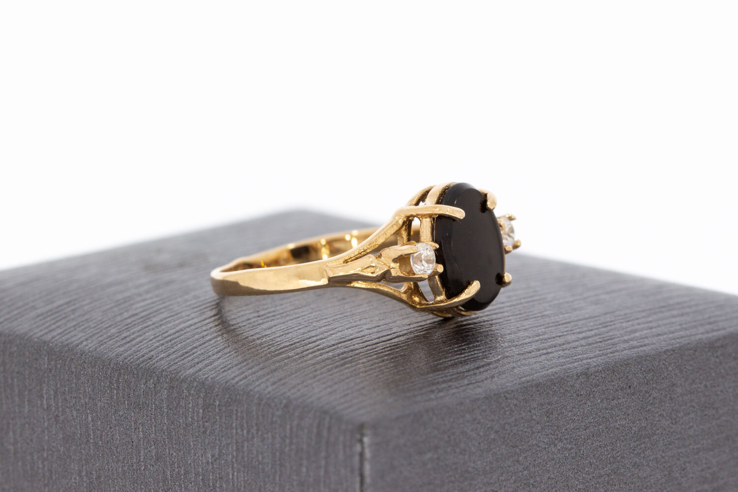 Saffier ring 14 Karaat goud - 16,9 mm