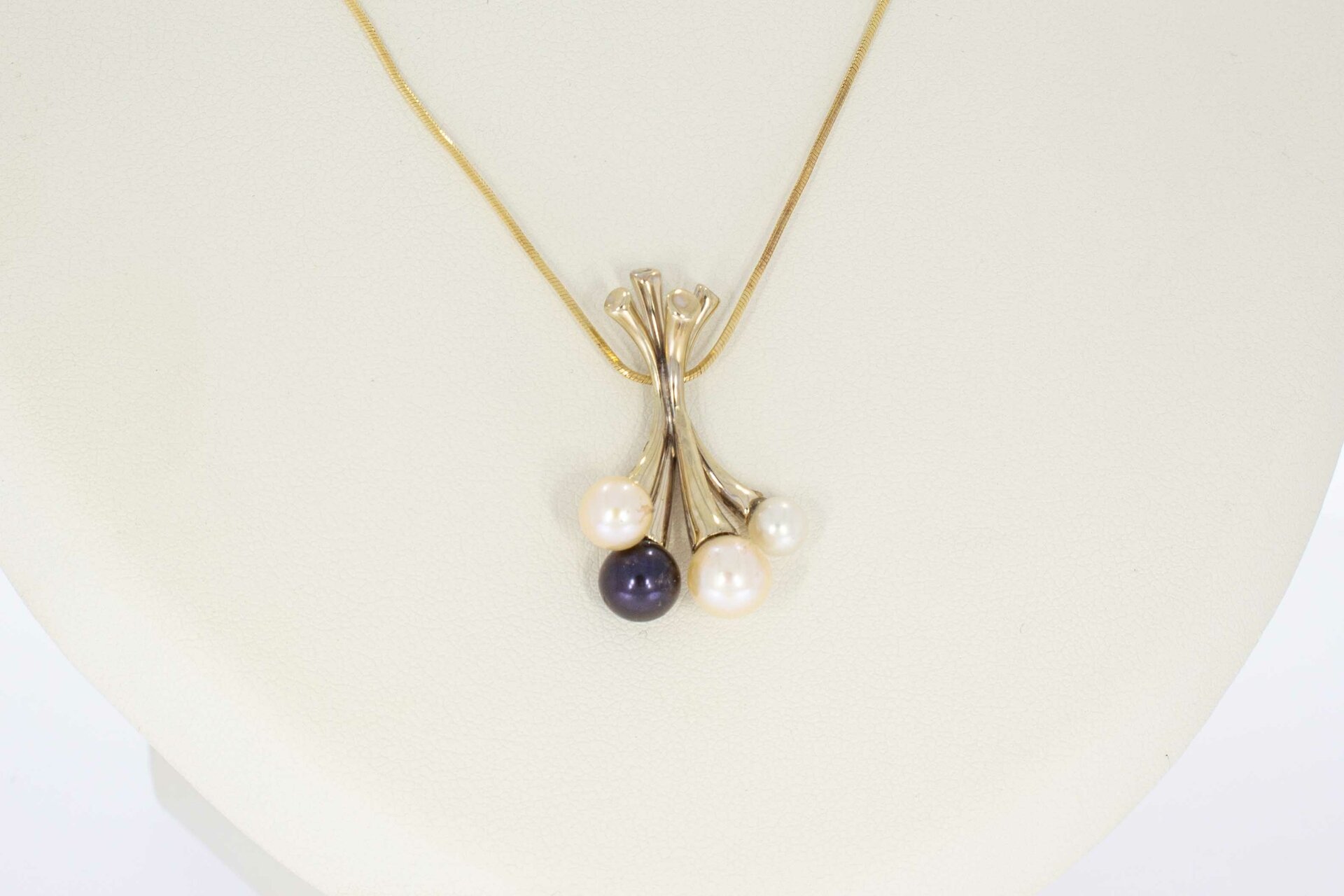 18 karaat Parel dames kettinghanger - 3,1 cm