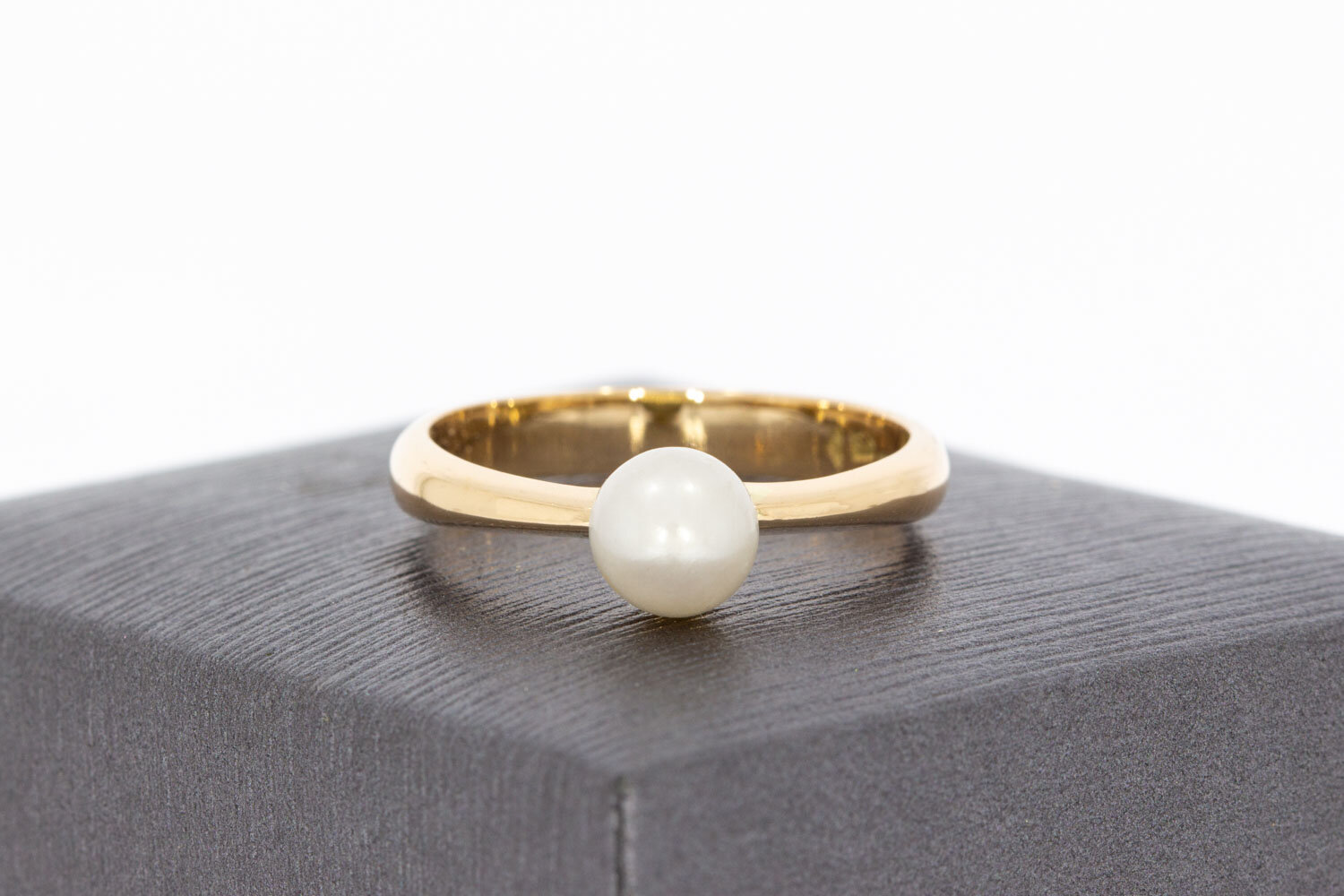 Dames Parelring 14 Karaat goud - 18,5 mm