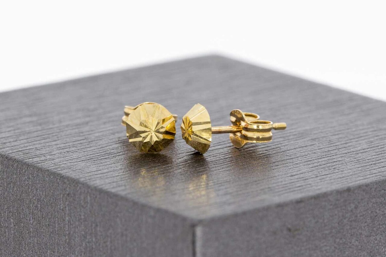 14 Karaat Bol gouden oorknopjes - 0,5 cm