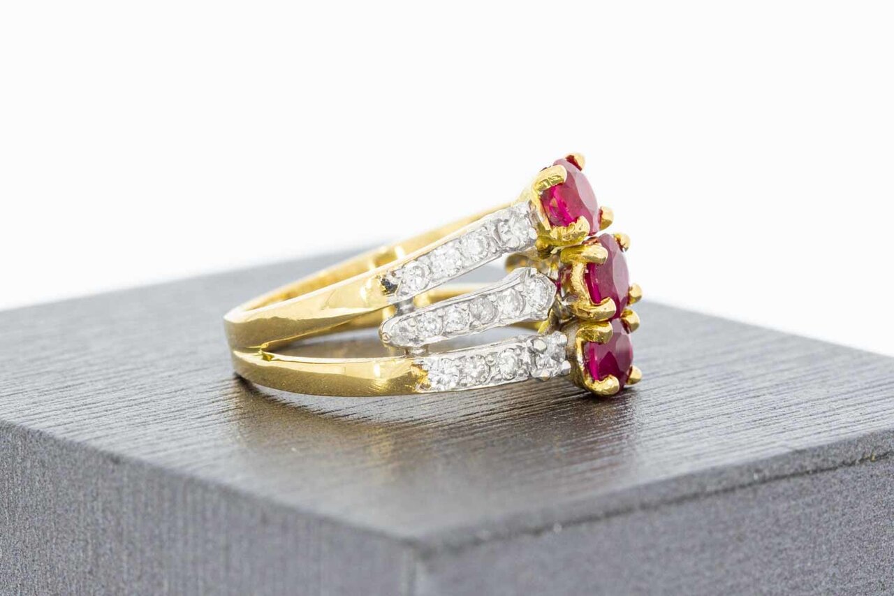 18 Karaat dames edelsteenring -16,7 mm