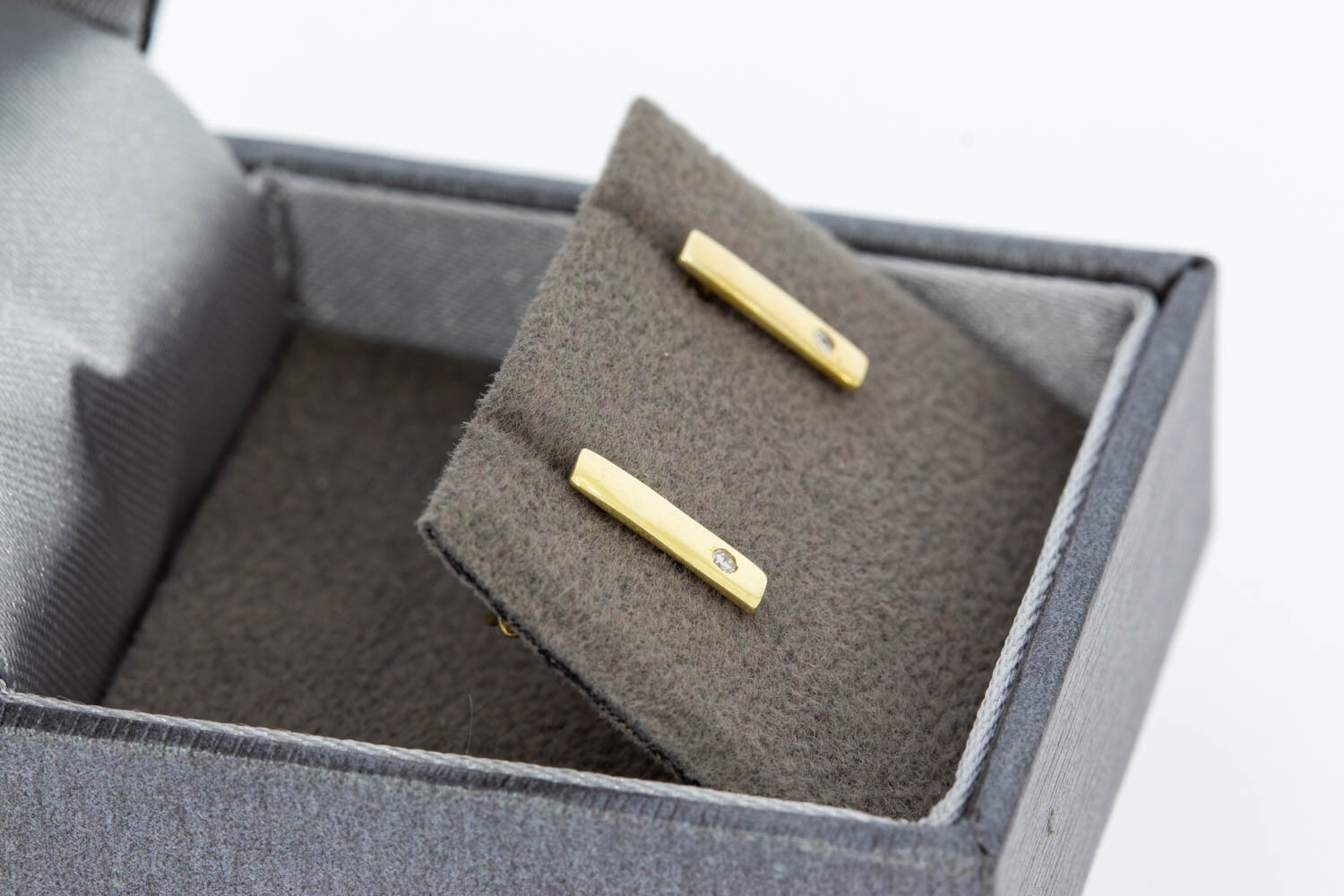 14 Karaat gouden diamant Oorstekers - 1 cm