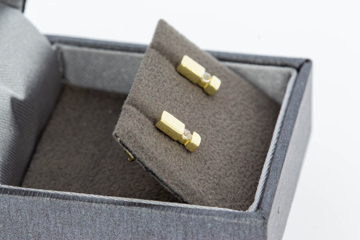 14 Karaat gouden Oorstekers - 0,8 cm