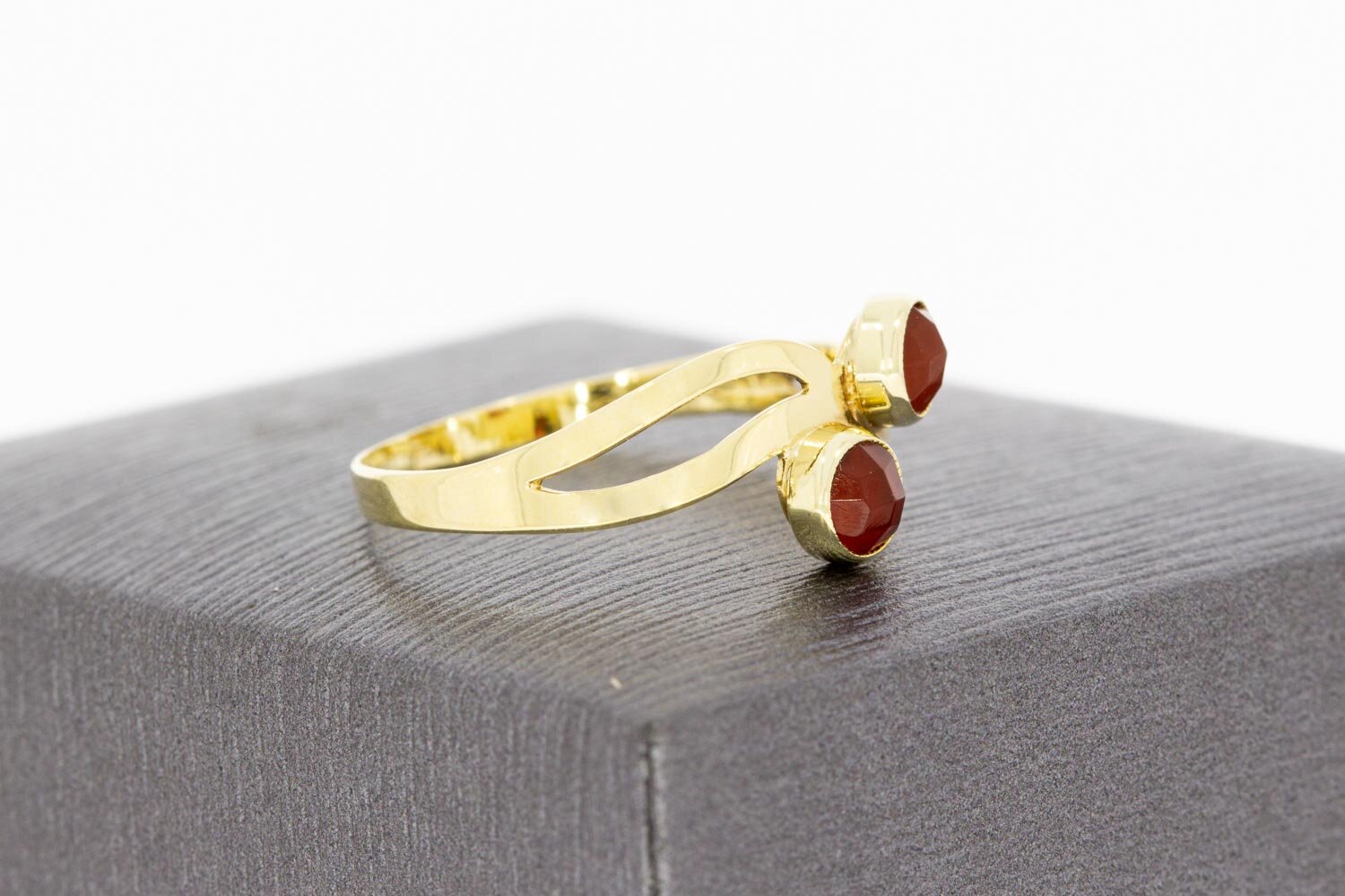 14 karaat vintage Granaatring - 19 mm