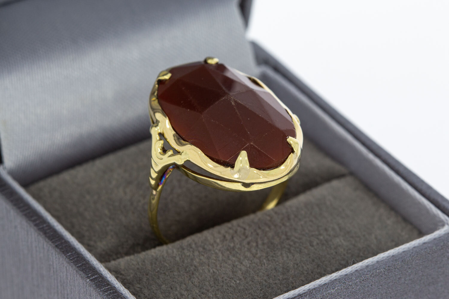14 karaat vintage Carneoolring - 18,7 mm