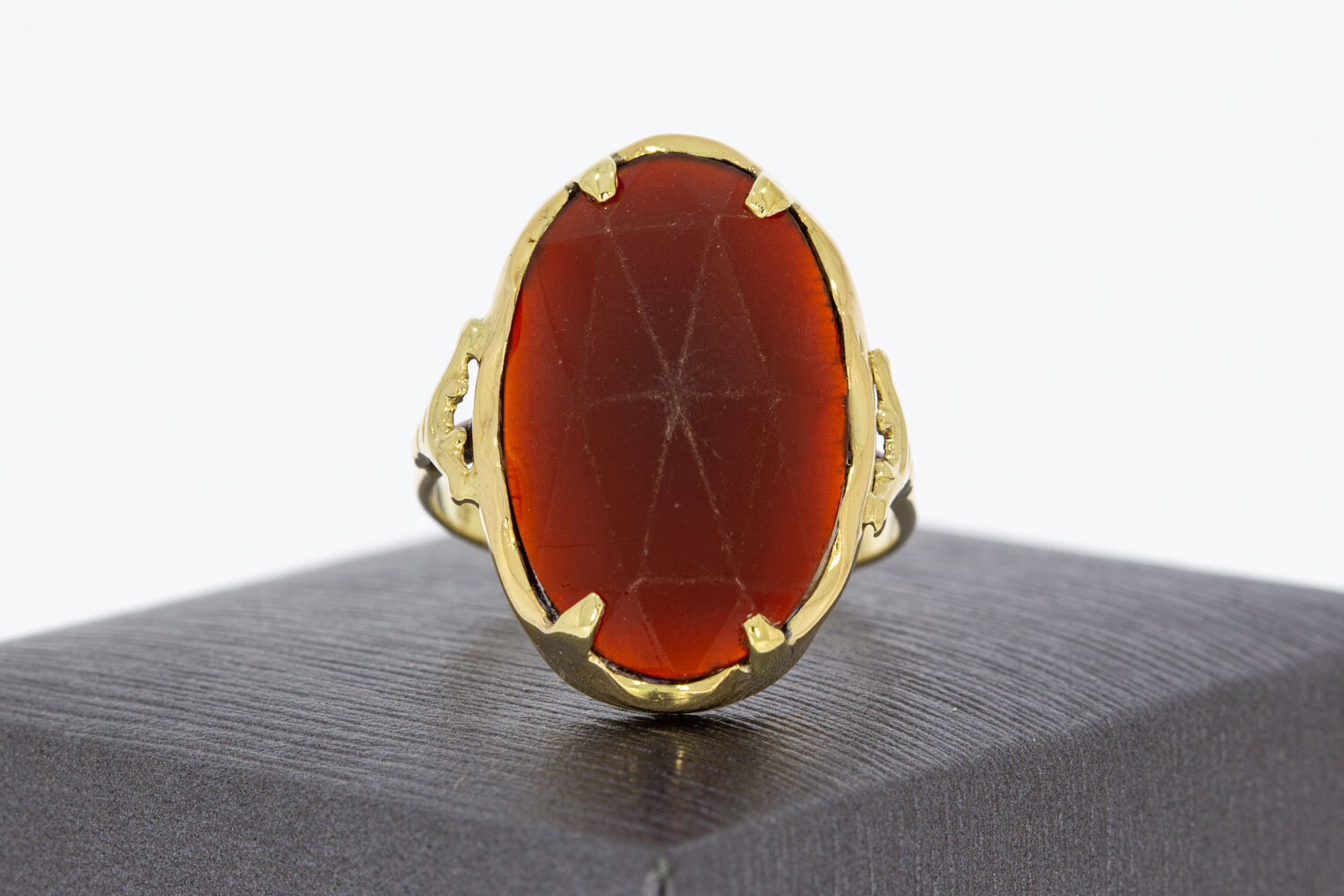 14 karaat vintage Carneoolring - 18,7 mm
