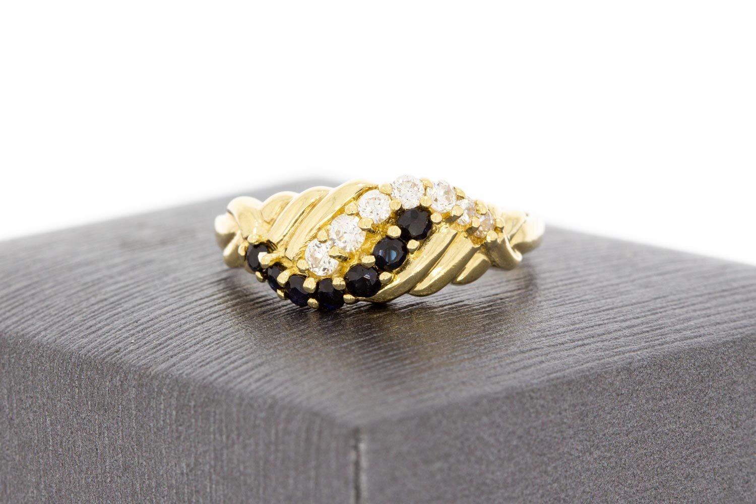 14 karaat gouden Saffier ring - 17,9 mm