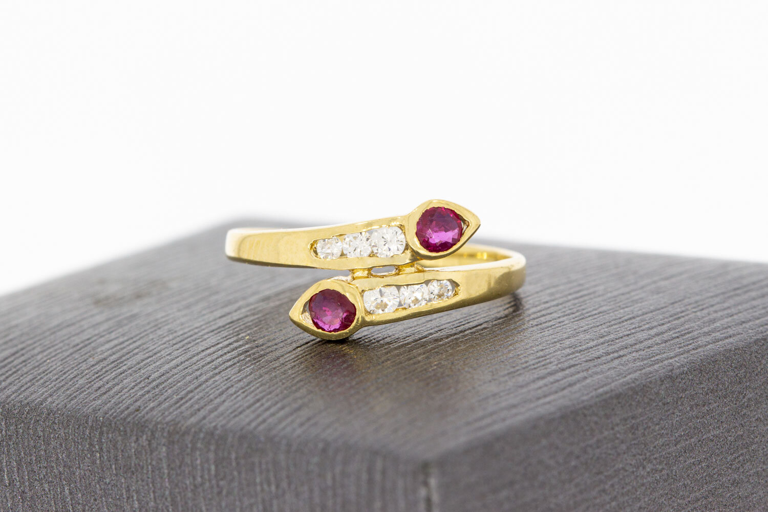 14 karaat gouden edelsteen ring - 15,9 mm