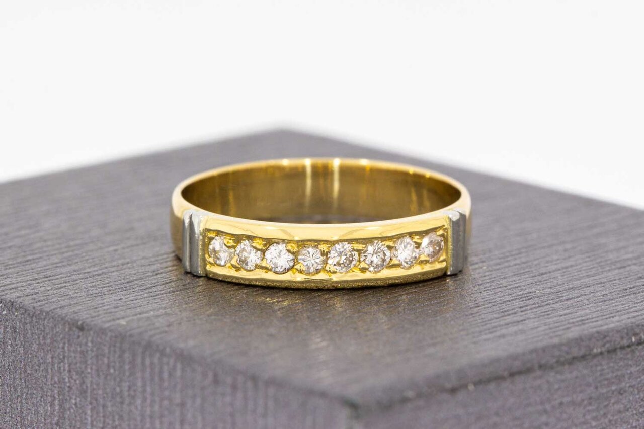 18 Karaat goud ring met diamantjes - 16,9 mm