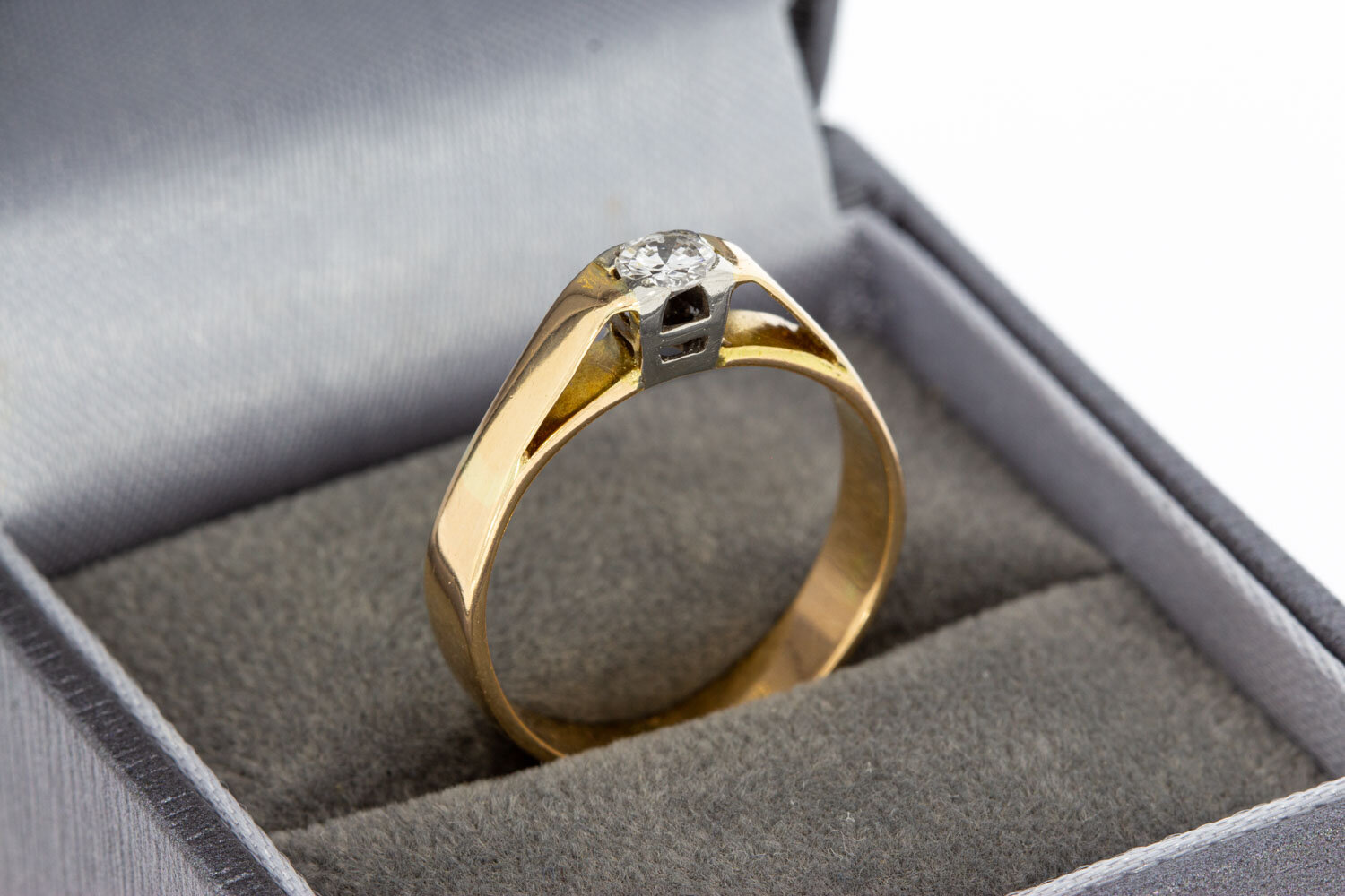 Bicolor gouden solitairring dames 14 karaat met diamant - 17,5 mm (3,2 g)