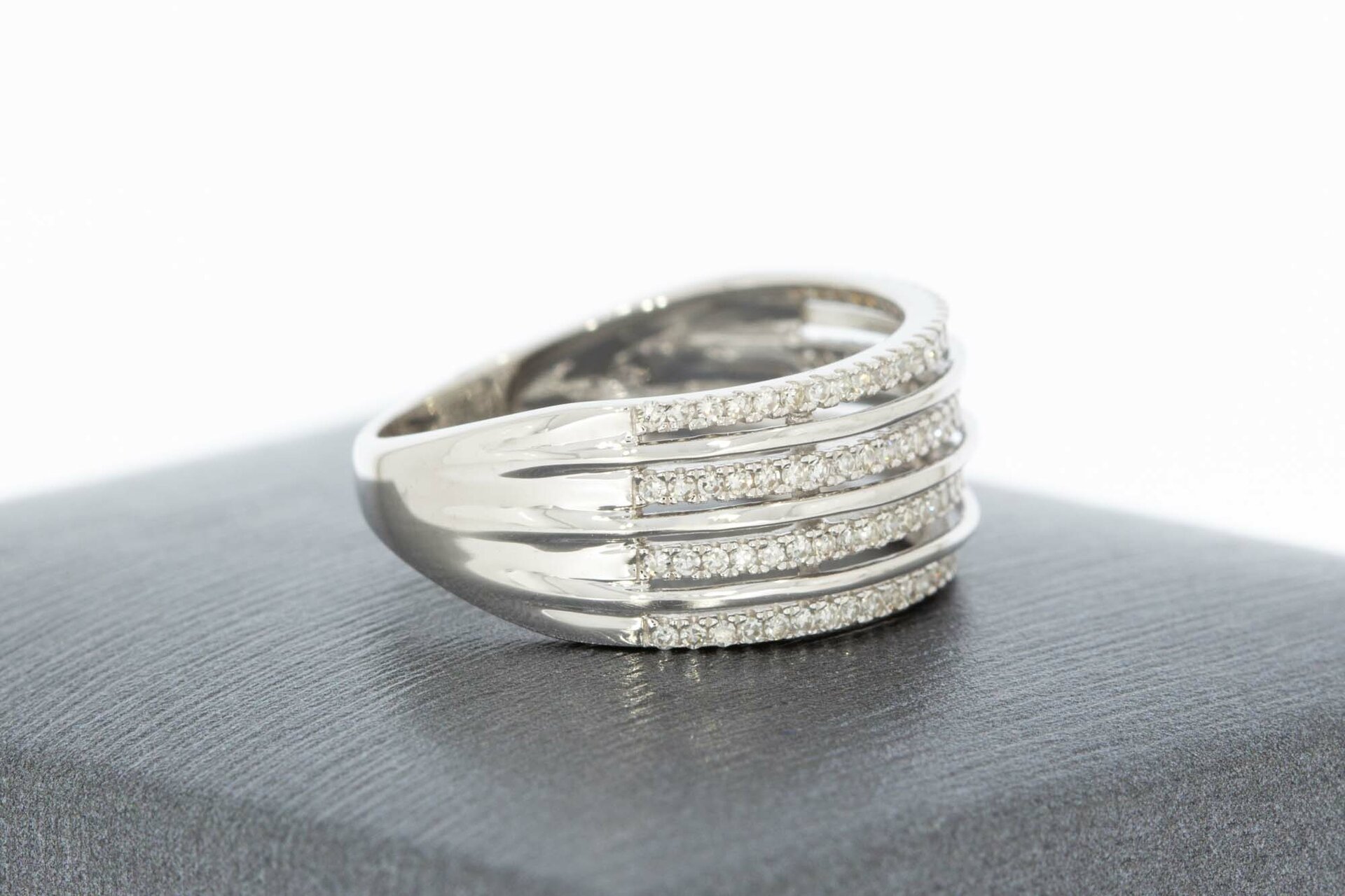 9 karaat (wit) brede damesring - 15,8 mm