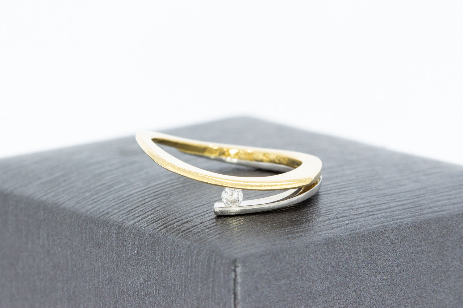 18 karaat goud diamant Slagring - 15,8 mm